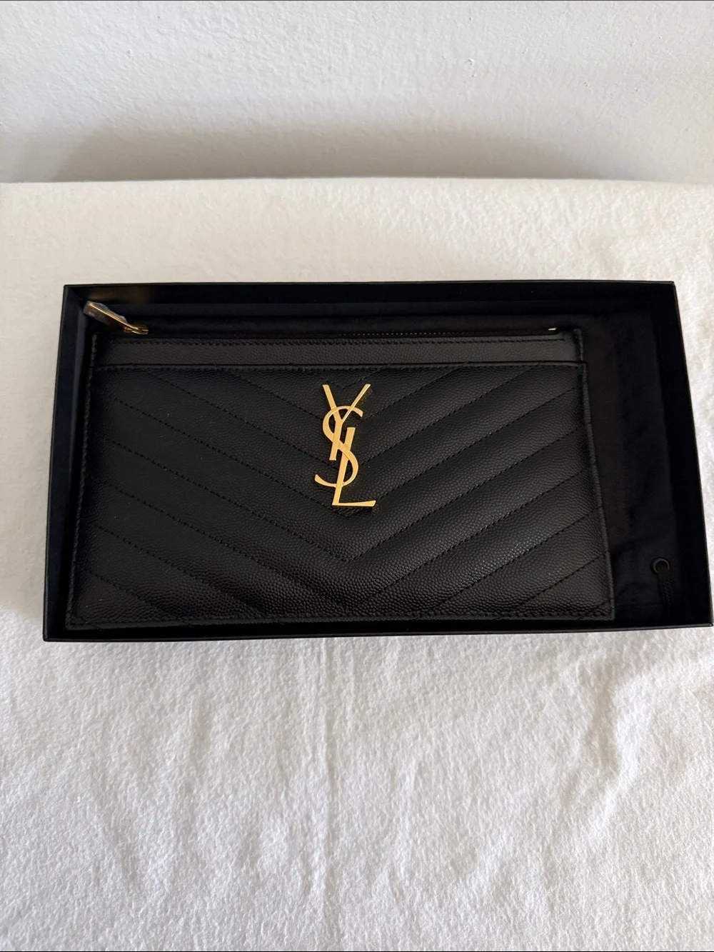 YSL Grain De Poudre Monogramme Pouch - Picture 4 of 11